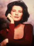 Daphne Zuniga