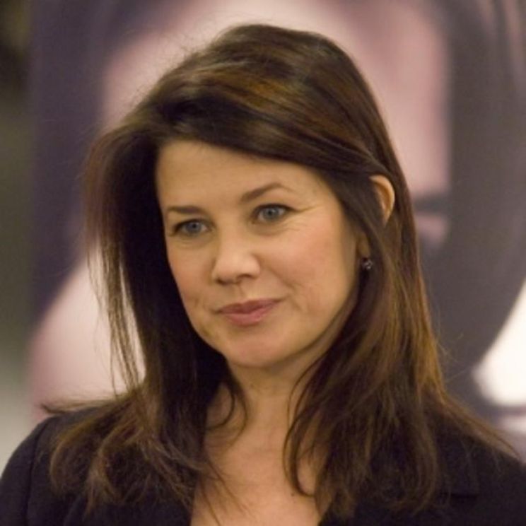 Daphne Zuniga