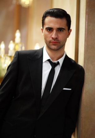 Darius Campbell