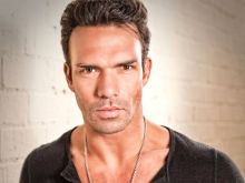 Darren Shahlavi