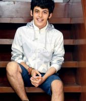 Darsheel Safary