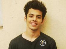 Darsheel Safary