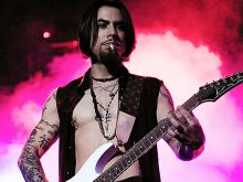 Dave Navarro