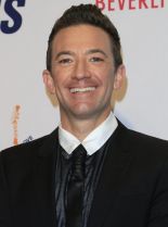 David Faustino