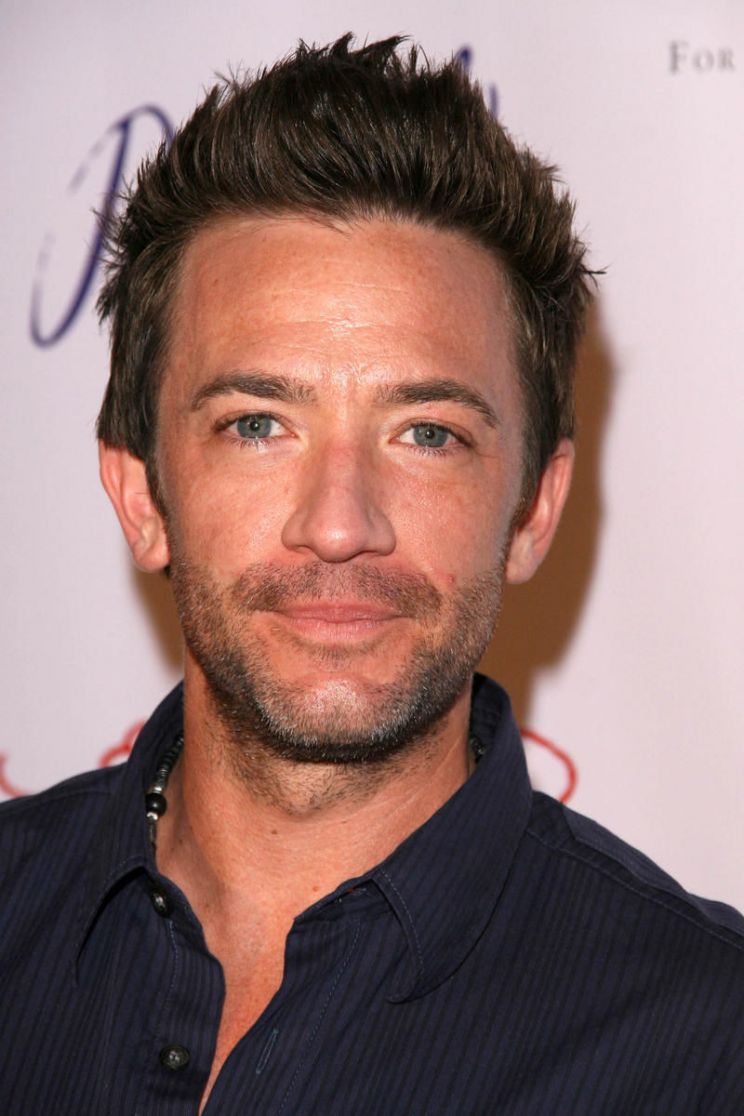 David Faustino