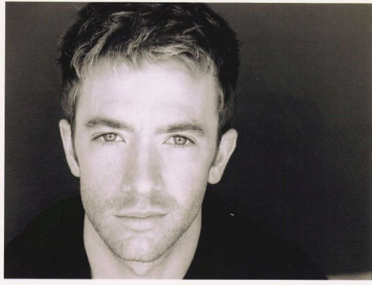 David Faustino