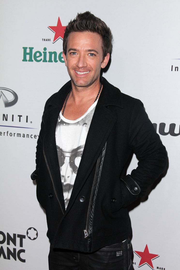 David Faustino