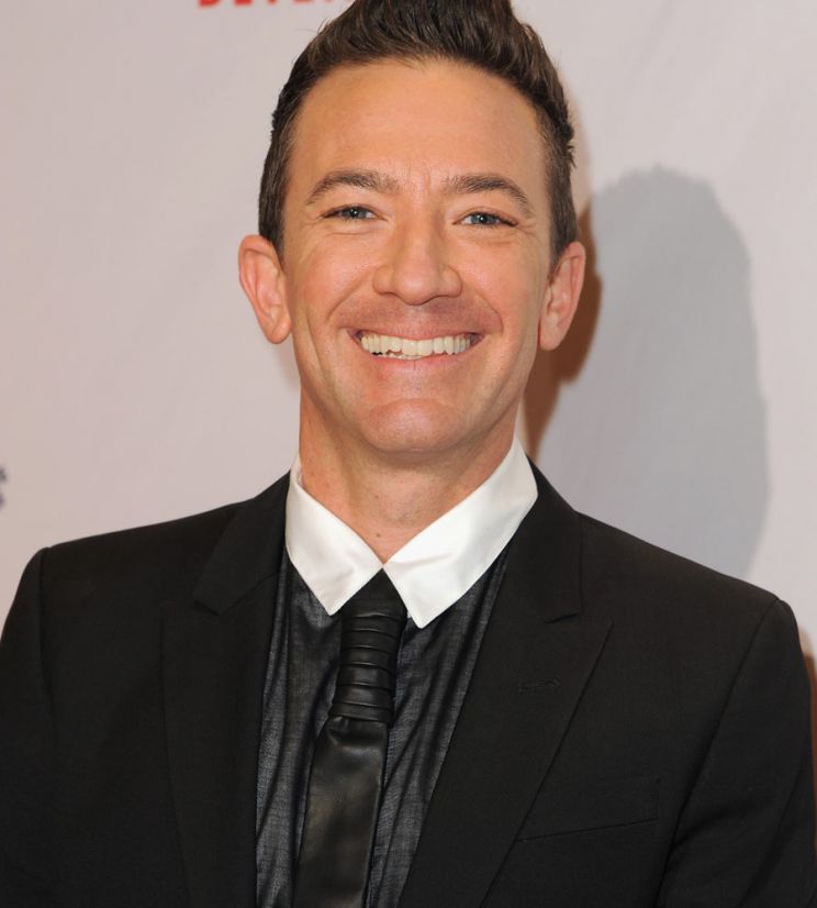 David Faustino