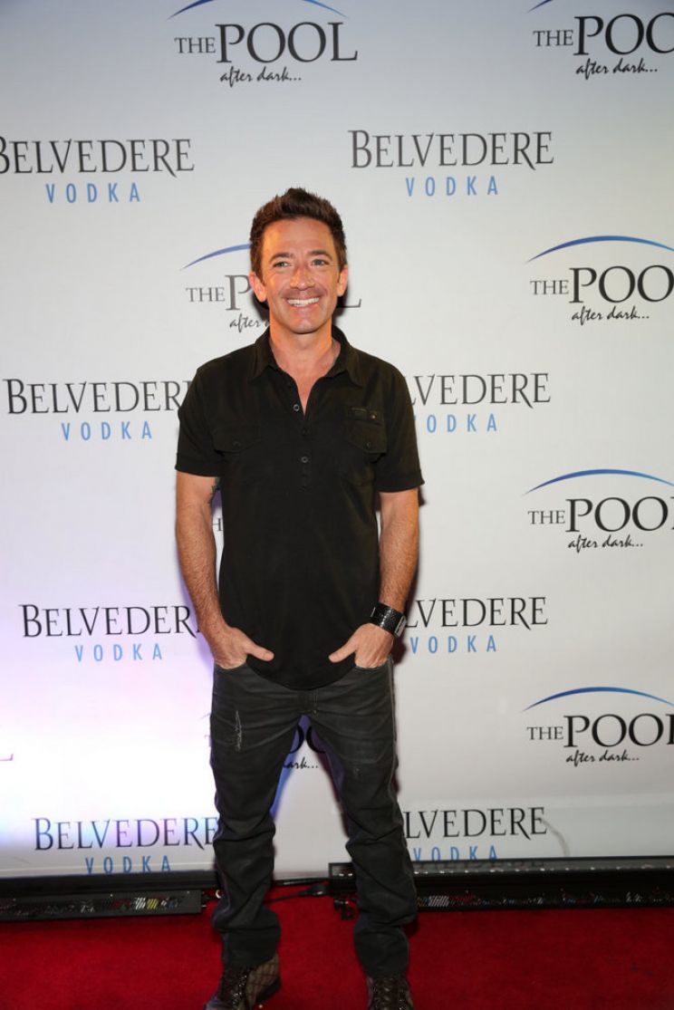 David Faustino