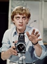 David Hemmings