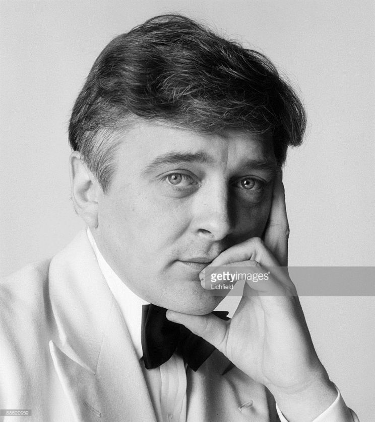 David Hemmings