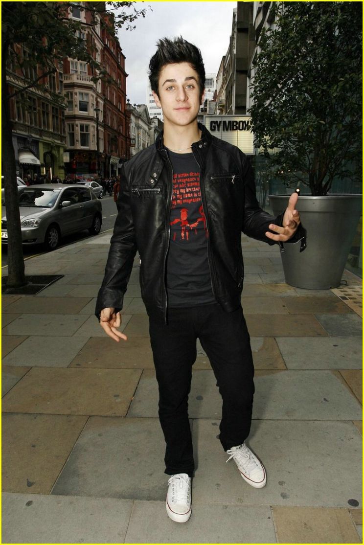 David Henrie