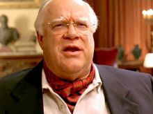 David Huddleston