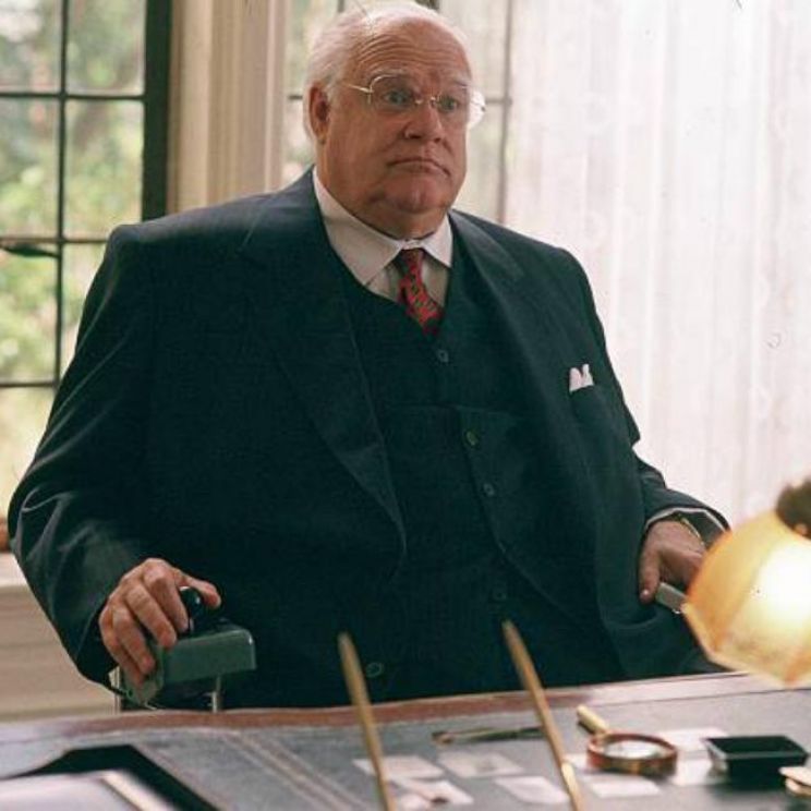 David Huddleston