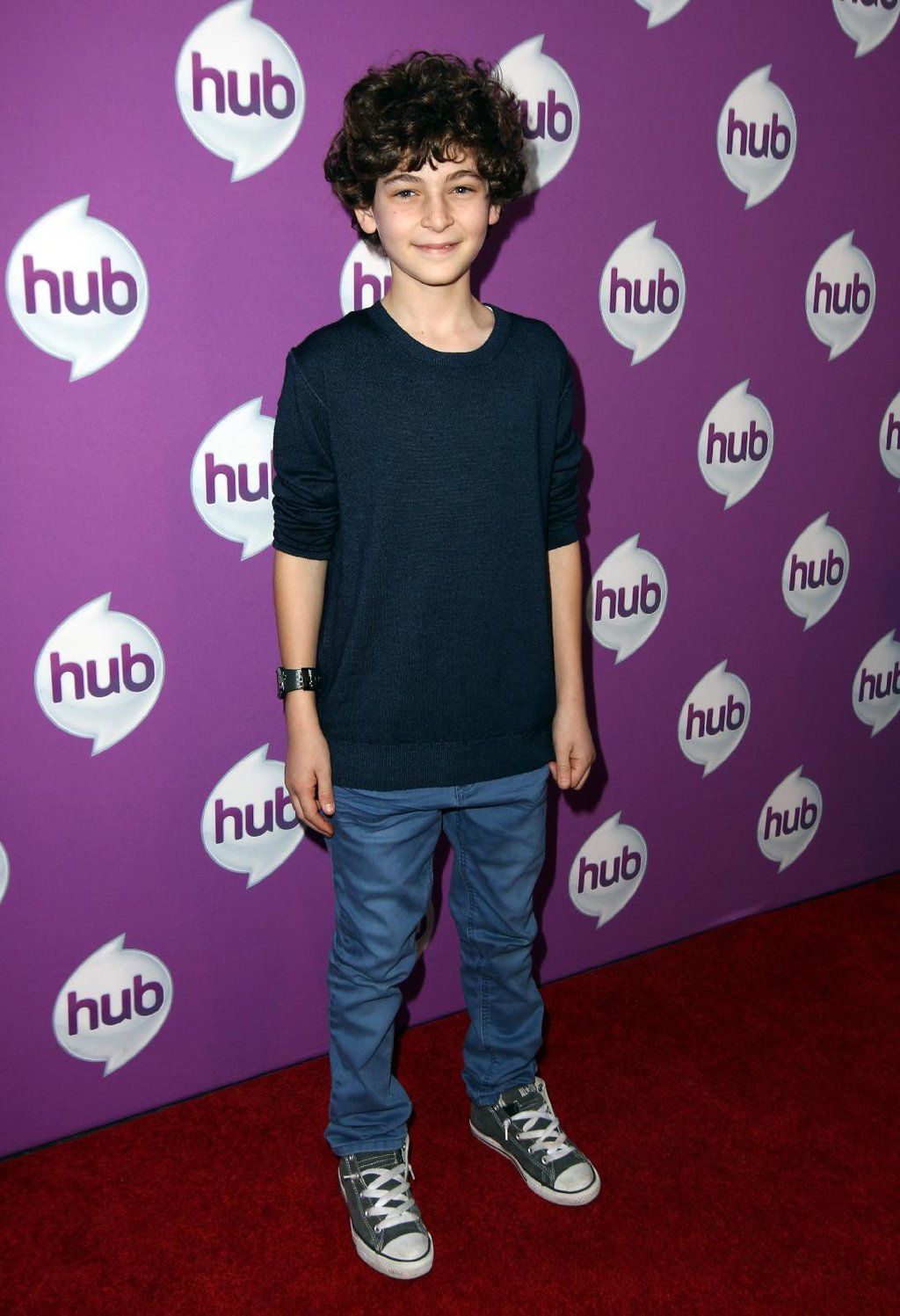 Pictures of David Mazouz