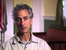 David Strathairn