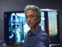 David Strathairn