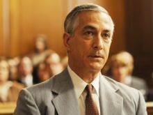 David Strathairn