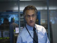 David Strathairn