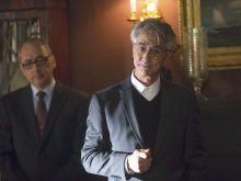 David Strathairn