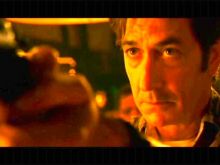 David Strathairn