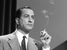 David Strathairn