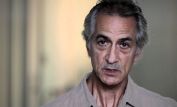 David Strathairn