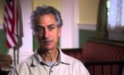 David Strathairn