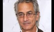 David Strathairn