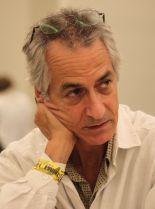 David Strathairn