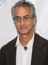 David Strathairn