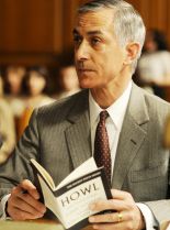 David Strathairn