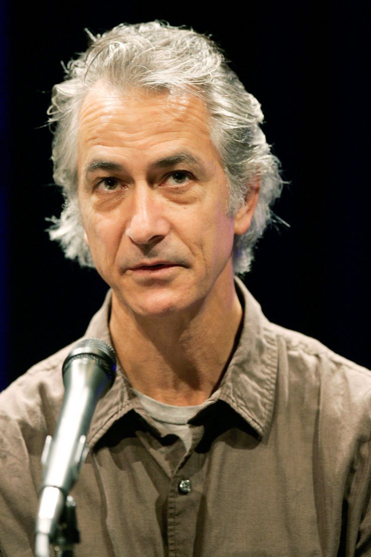 David Strathairn