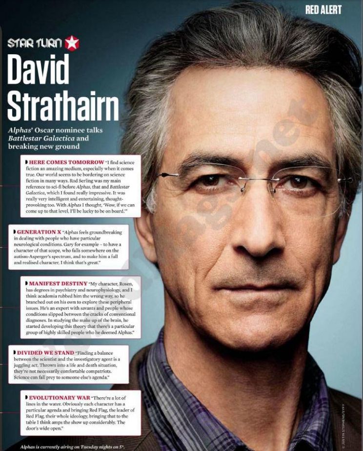 David Strathairn