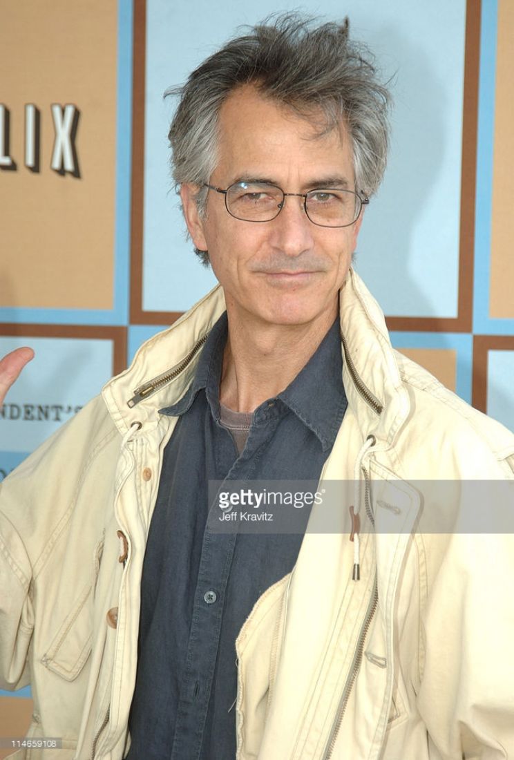 David Strathairn