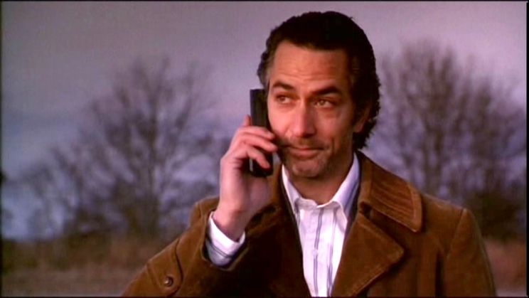 David Strathairn