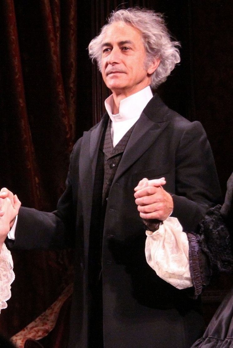 David Strathairn