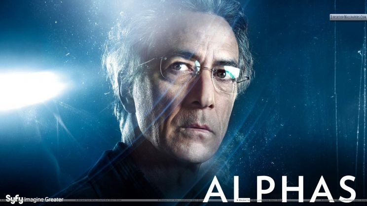 David Strathairn