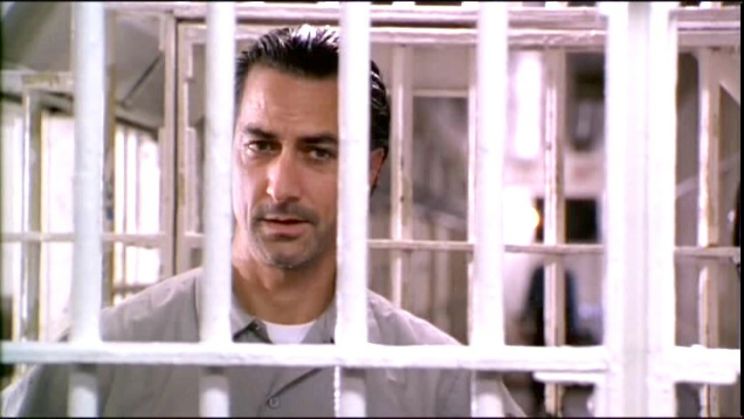 David Strathairn