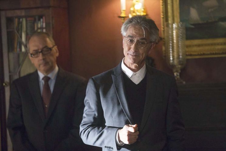 David Strathairn