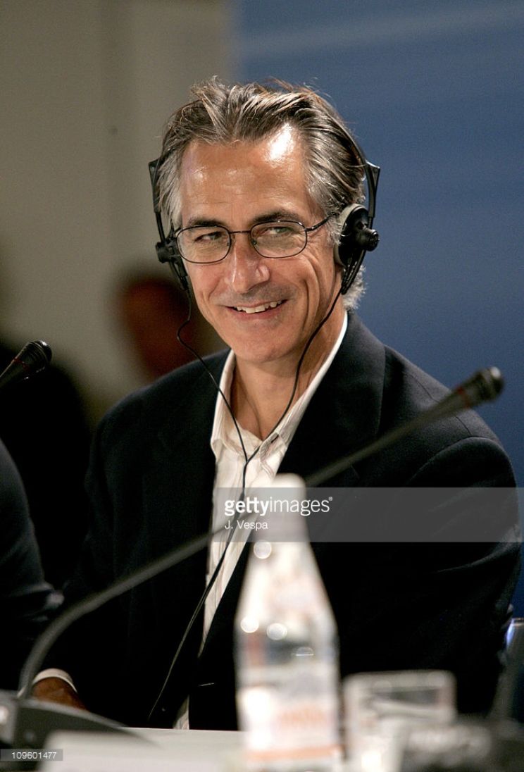 David Strathairn