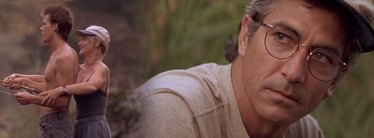 David Strathairn