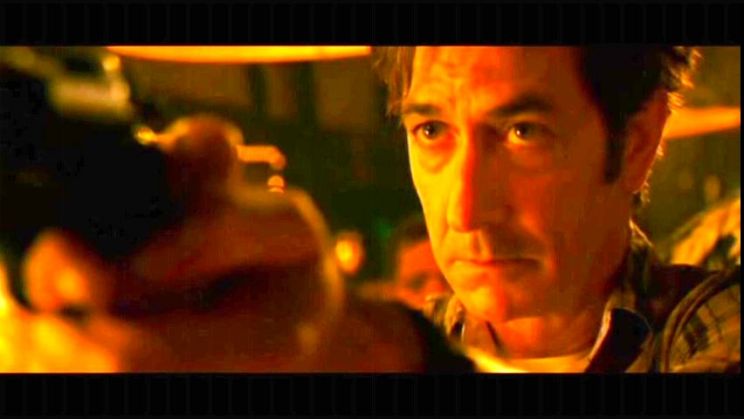 David Strathairn