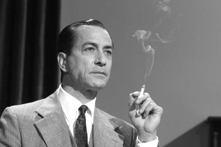 David Strathairn