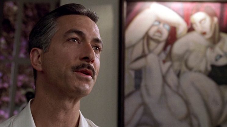 David Strathairn