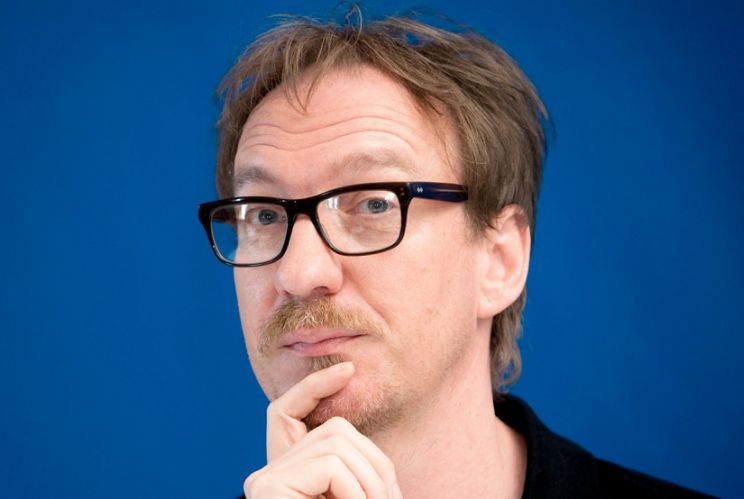 David Thewlis