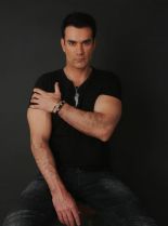 David Zepeda photo