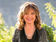 Dawn Wells photo