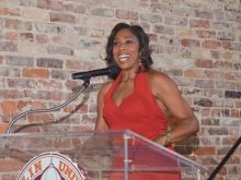 Dawnn Lewis