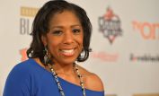 Dawnn Lewis